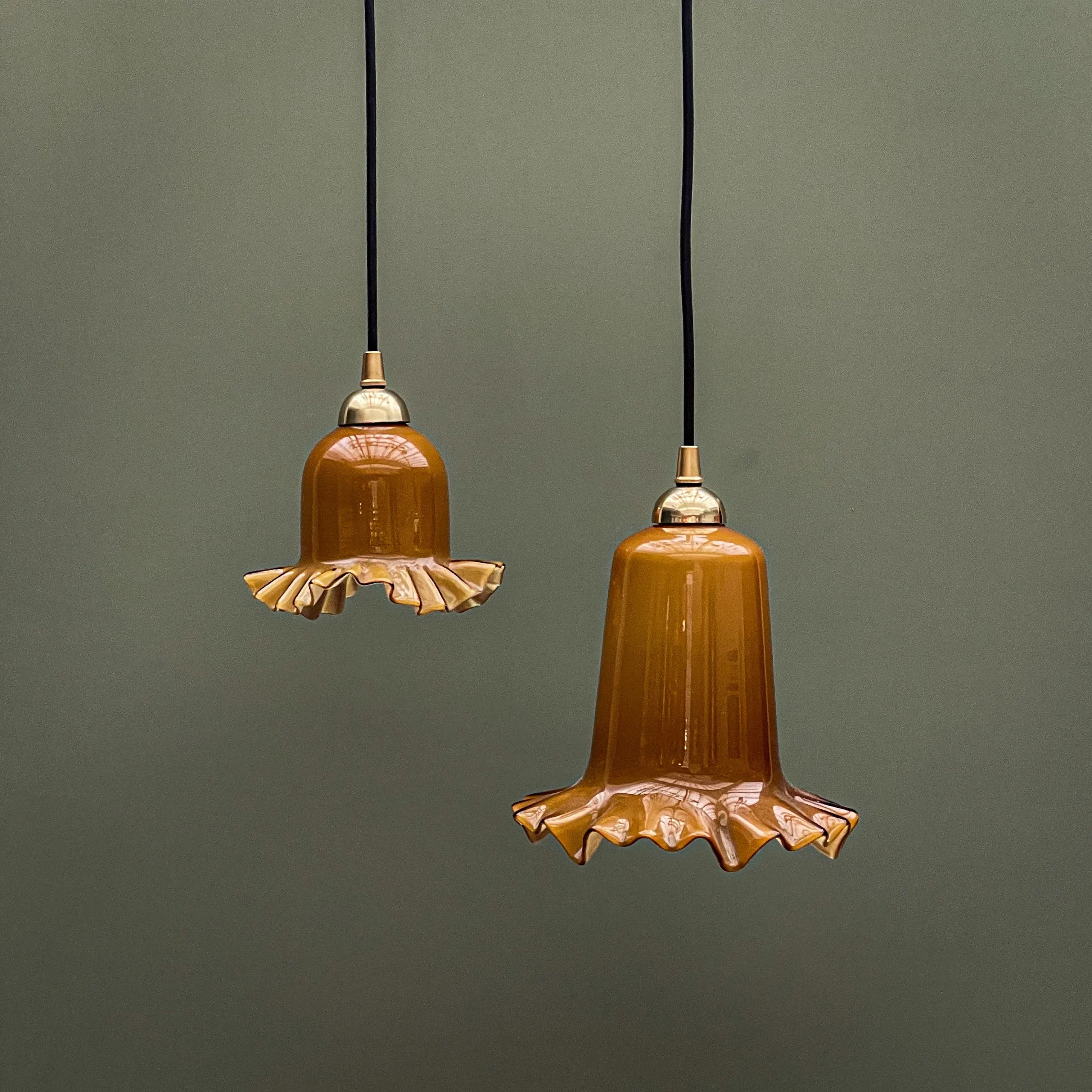 double tulipe opaque marron